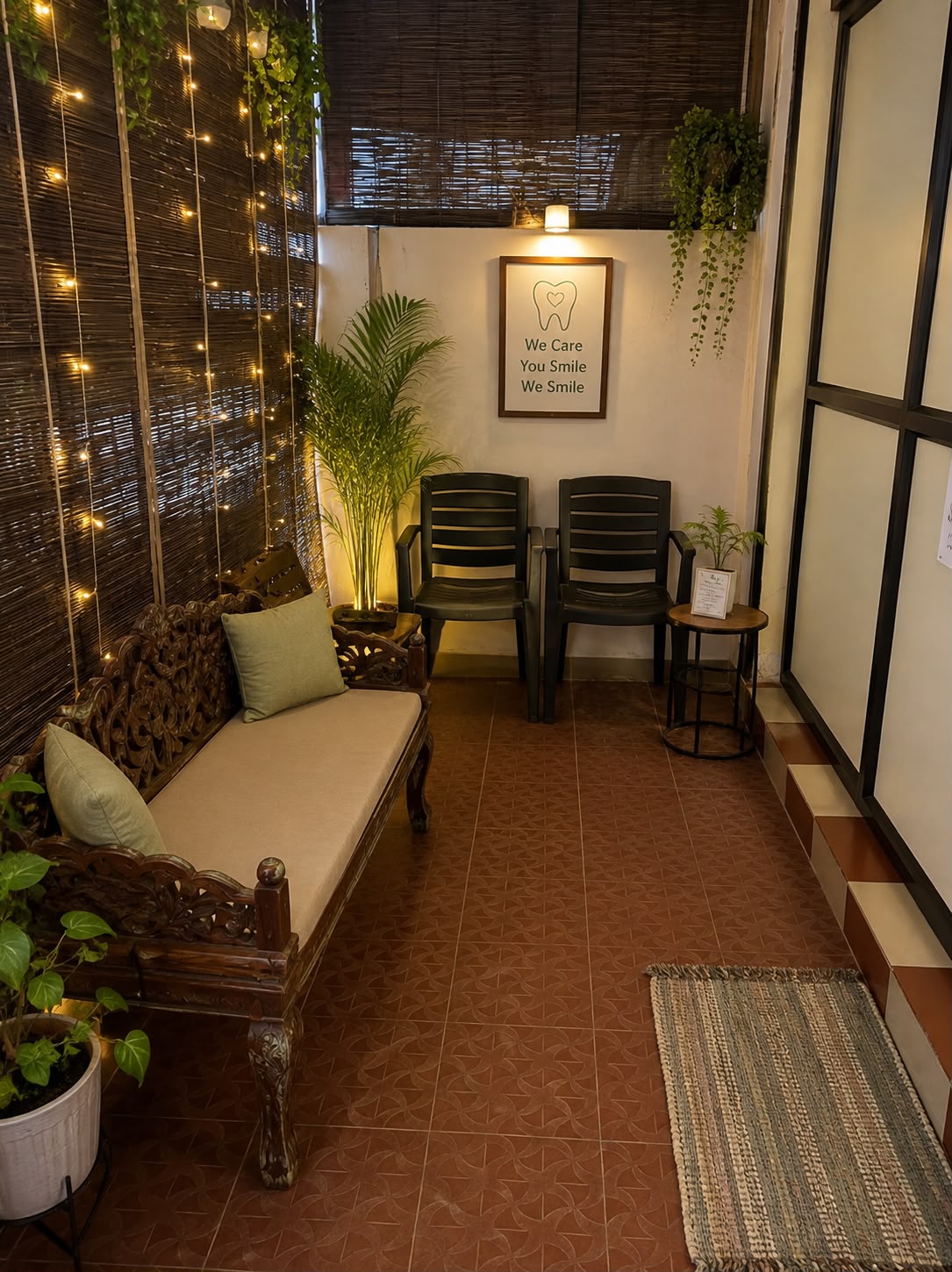 Modern and comfortable waiting area at Glee Dental clinic